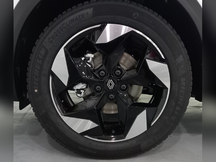 Renault Captur E-TECH FULL HYBRID TECHNO E-TECH 145cv HEV  foto 8