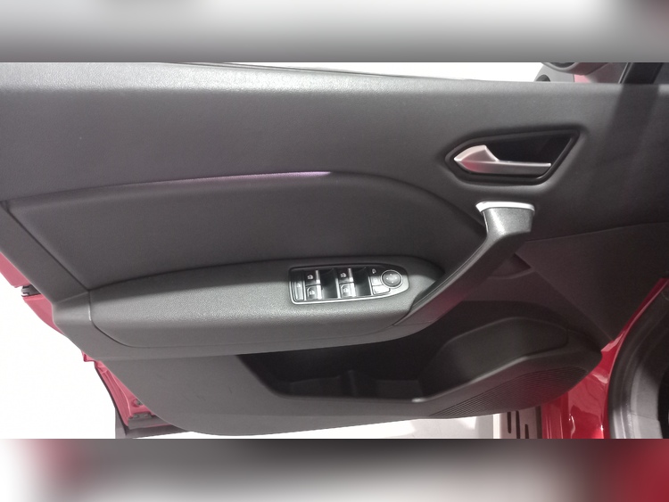 RENAULT CAPTUR ZEN Tce 90cv foto 9