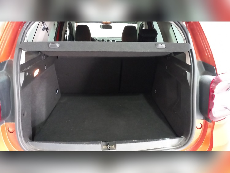 Dacia Duster PRESTIGE Blue dCi 115cv foto 6