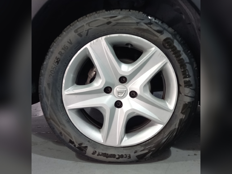 Dacia Sandero Stepway CONFORT TCe 90cv foto 8